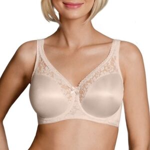💲2️⃣ Warner's Cream Satin Lace Bra Size 38C